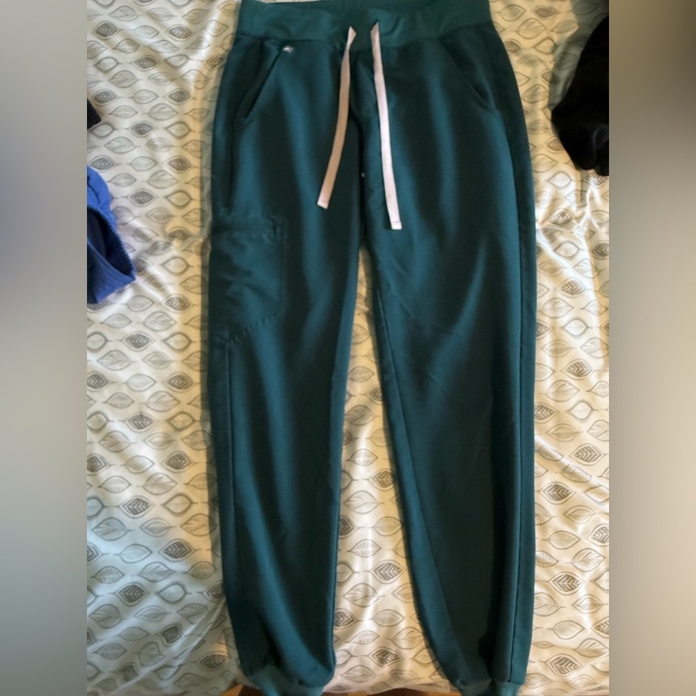 Figs Zamora Joggers Caribbean Blue